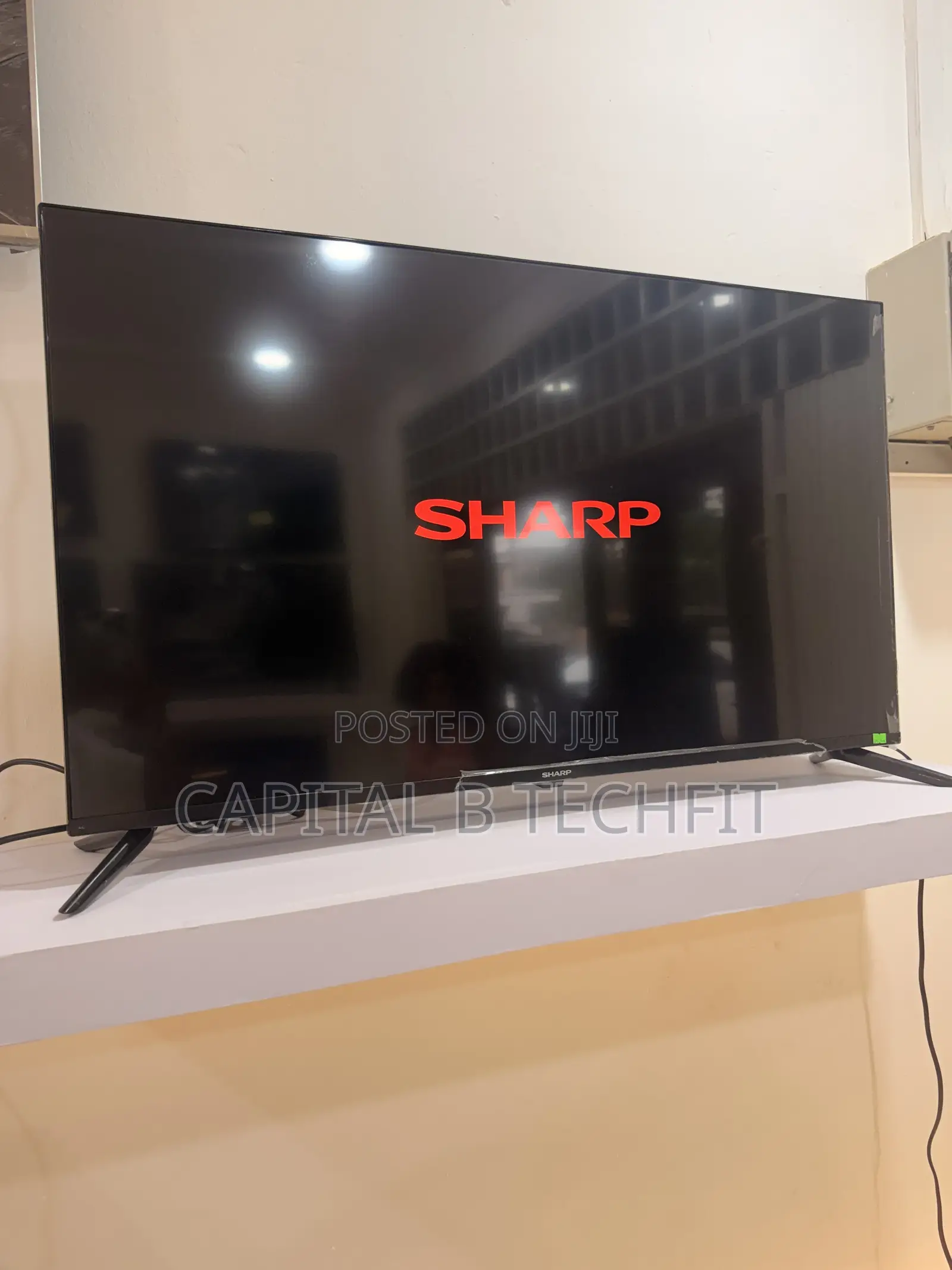 43inches Full Digital Satellite Android Ultra Hd Led Smart Sharp Tv
