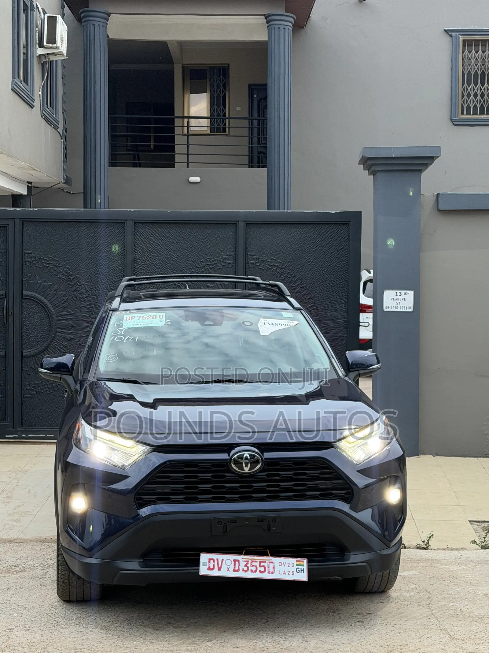Toyota RAV4 XLE AWD 2024 Blue