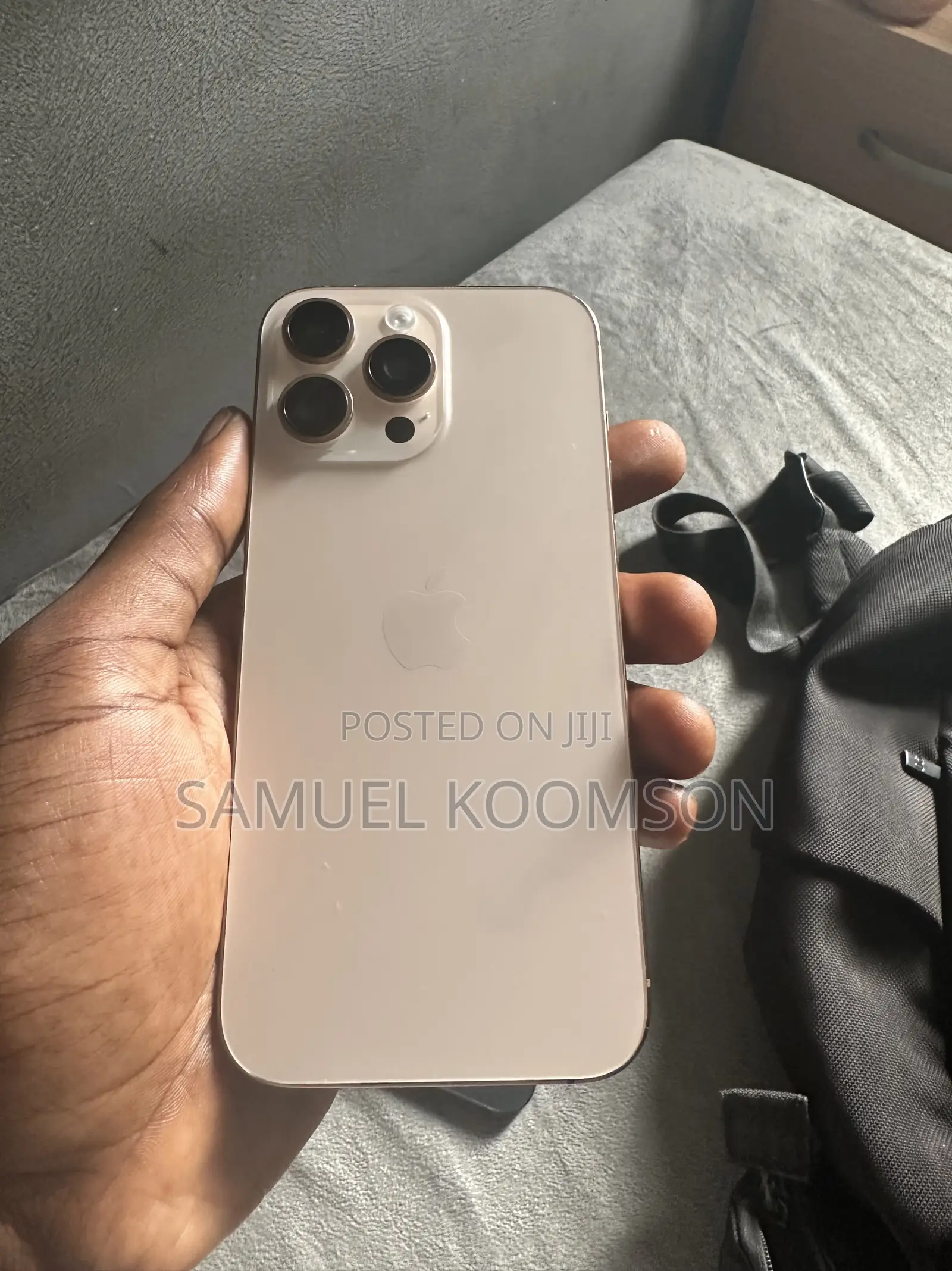Apple iPhone 16 Pro Max 256 GB Gold