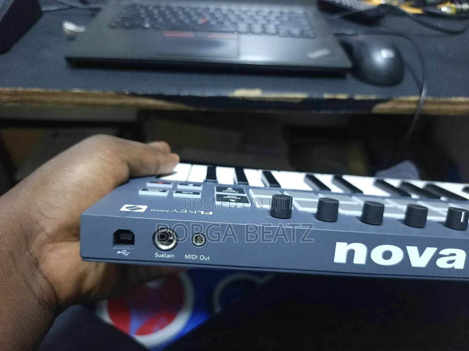 Flkey Mini Novation Studio Midi Keyboard