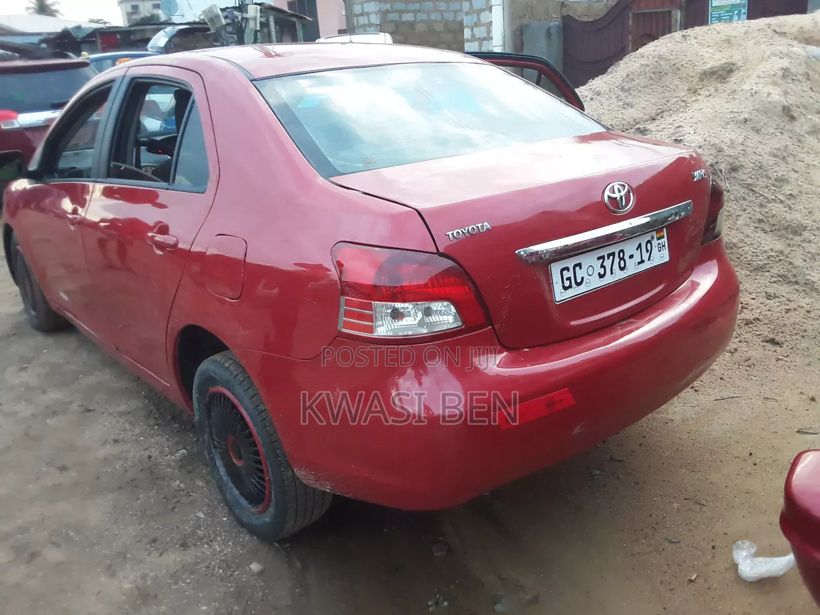 Toyota Yaris 2010 Red