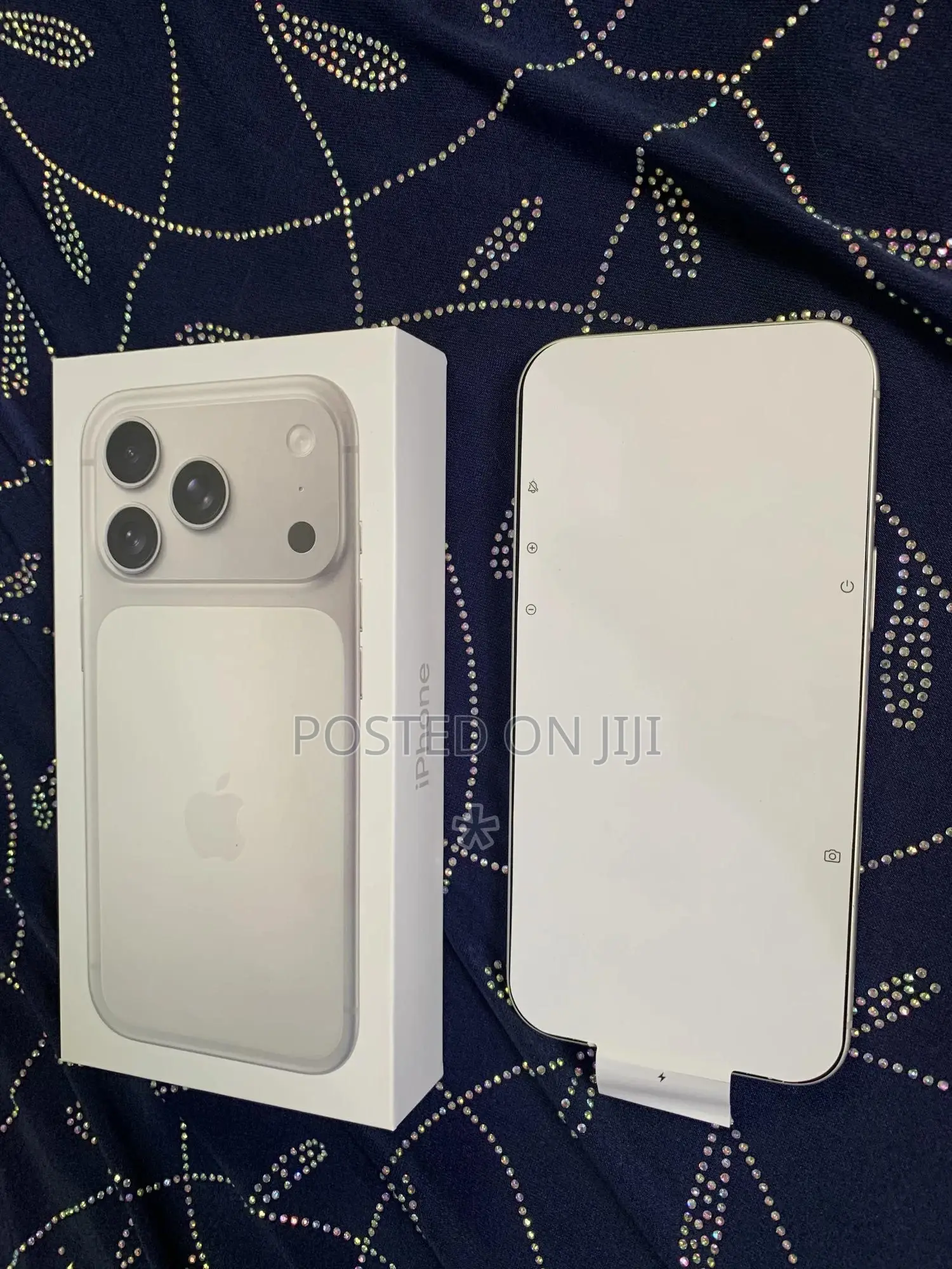 New Apple iPhone 17 Pro Max 256 GB Silver
