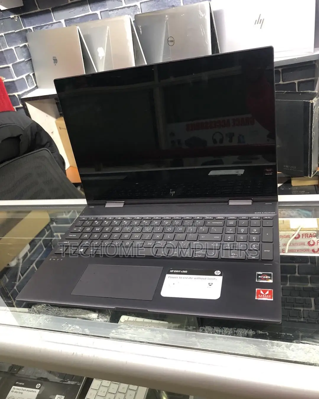 Laptop HP Envy 15 8GB AMD Ryzen 5 SSD 256GB
