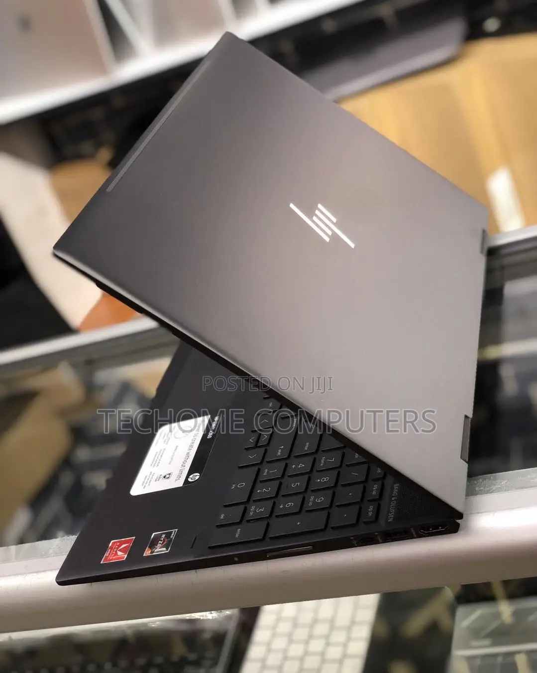 Laptop HP Envy 15 8GB AMD Ryzen 5 SSD 256GB