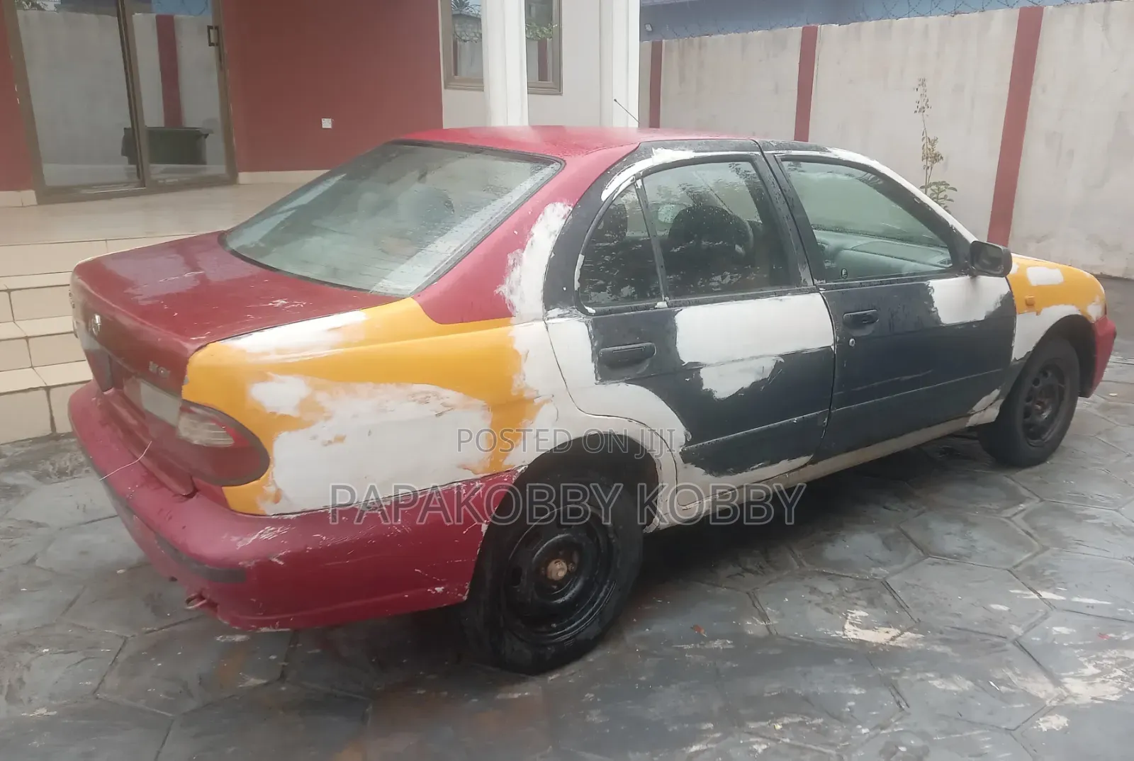 Nissan Almera Tino 2004 Red