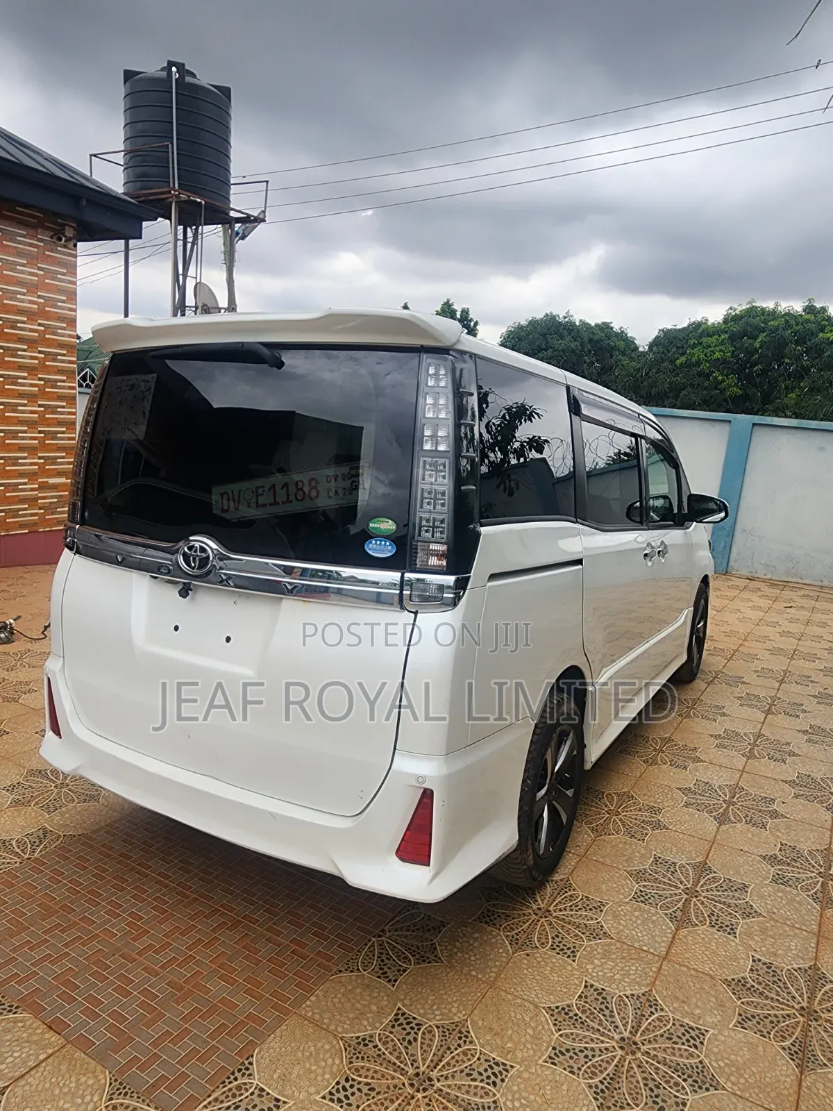 Toyota Voxy 2016 White