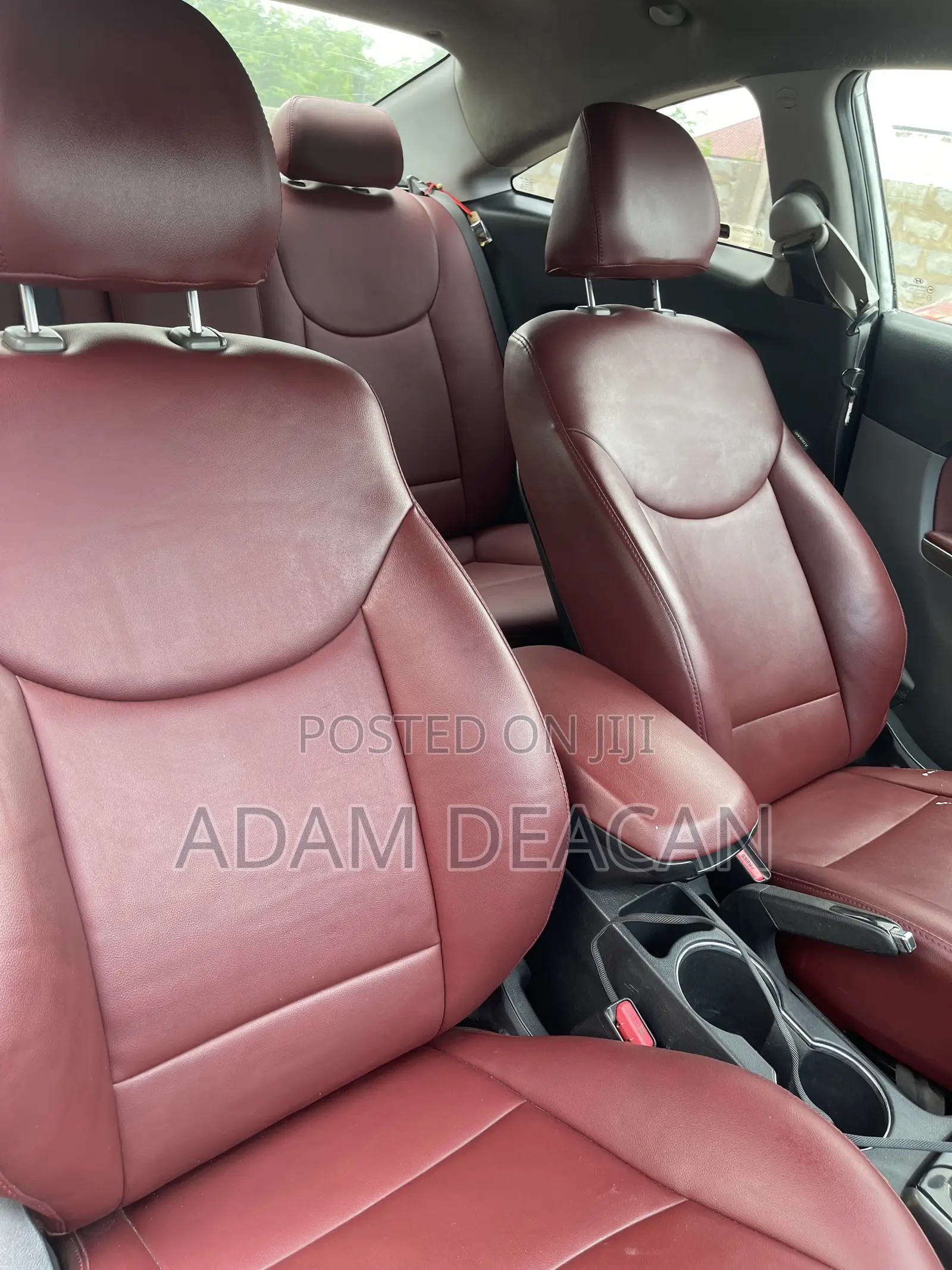 Hyundai Elantra 2012 White