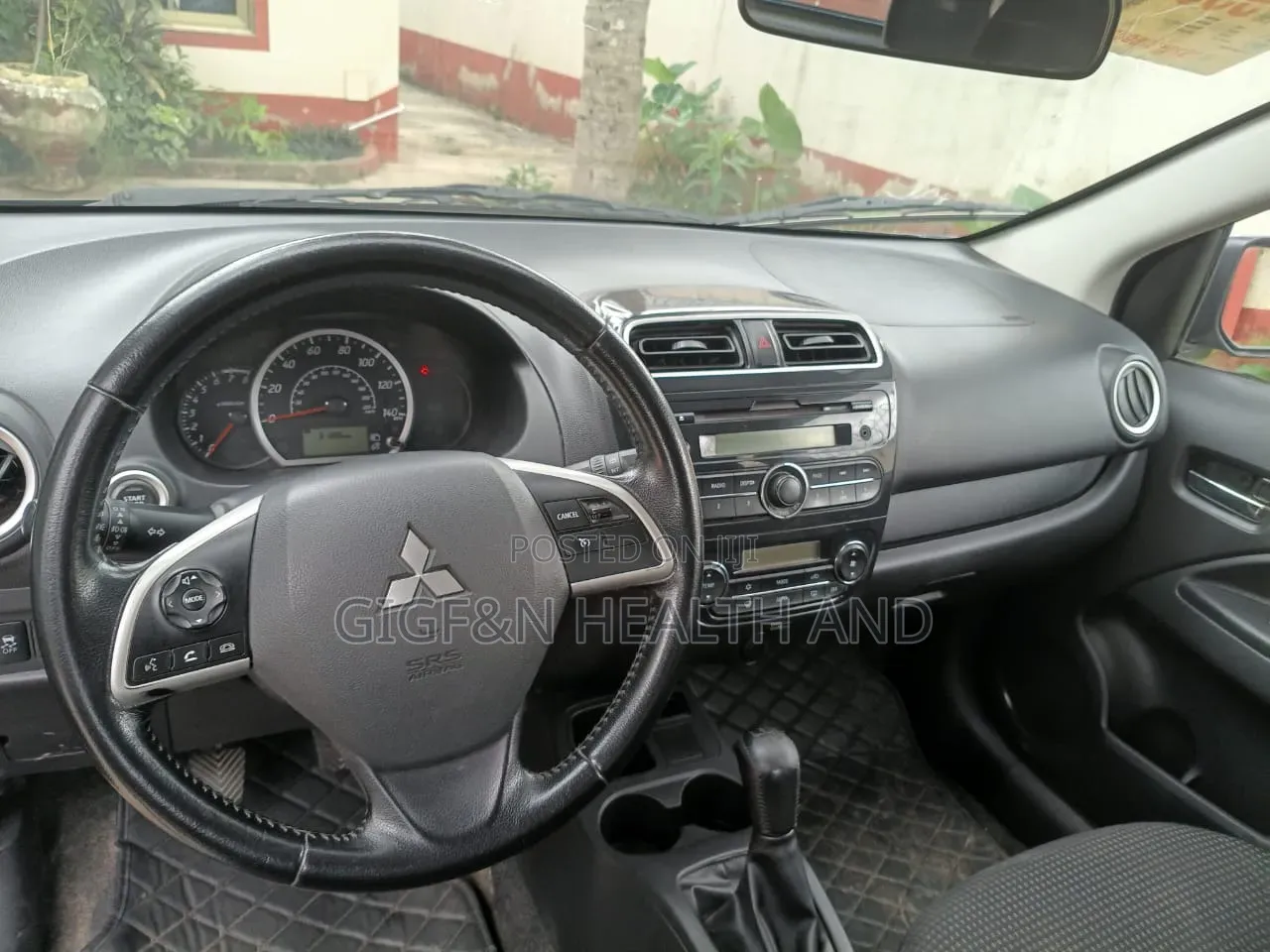 Mitsubishi Mirage 2015 Silver