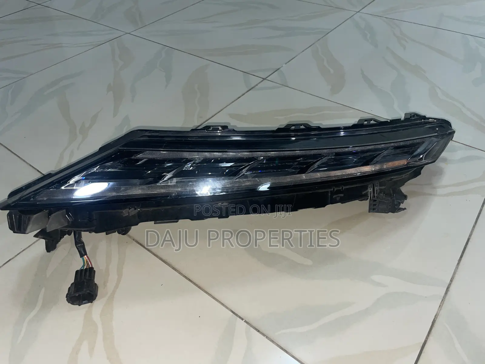 Mitsubishi Outlander 2023 Running Light Driver Side