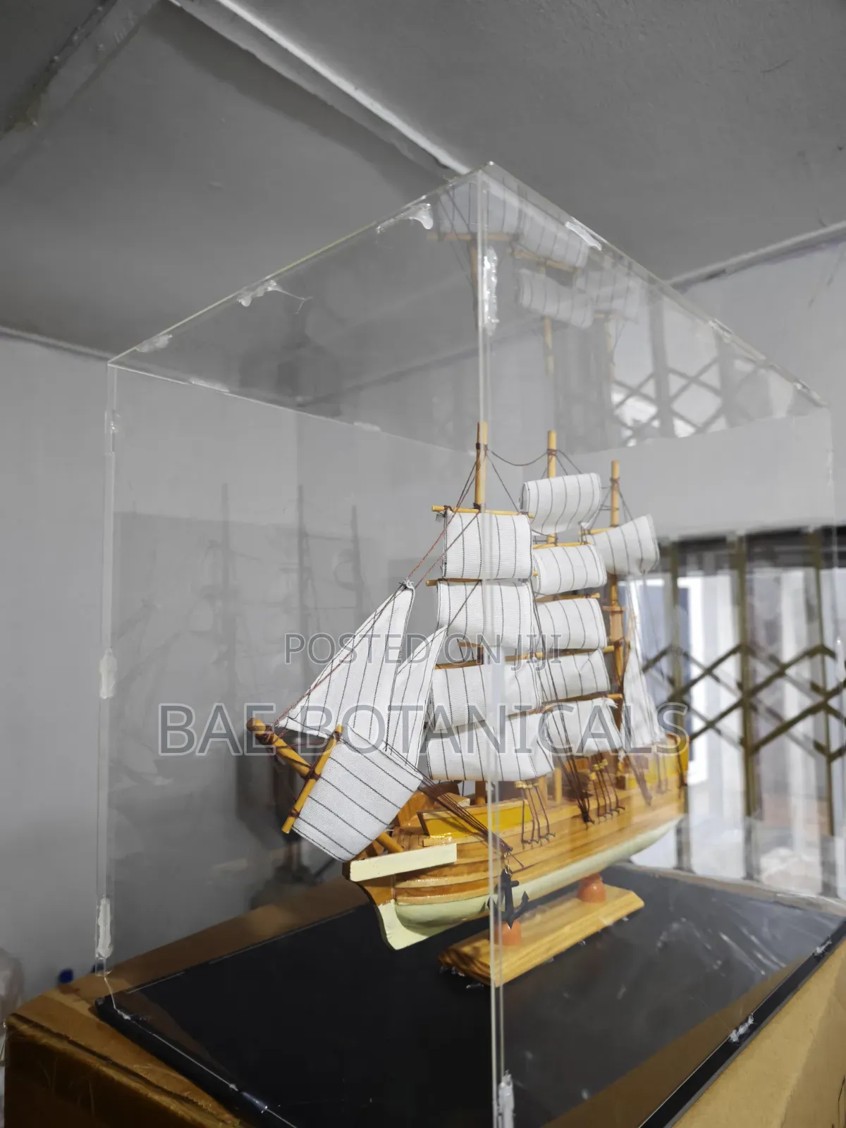 Decorative Vintage Sail Ship For Gifting/Decor In Clear Acrylic Box