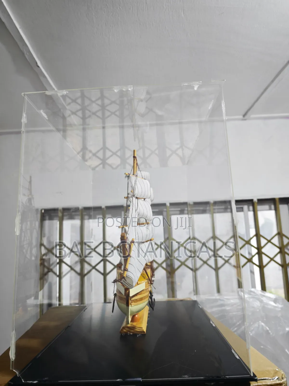 Decorative Vintage Sail Ship For Gifting/Decor In Clear Acrylic Box