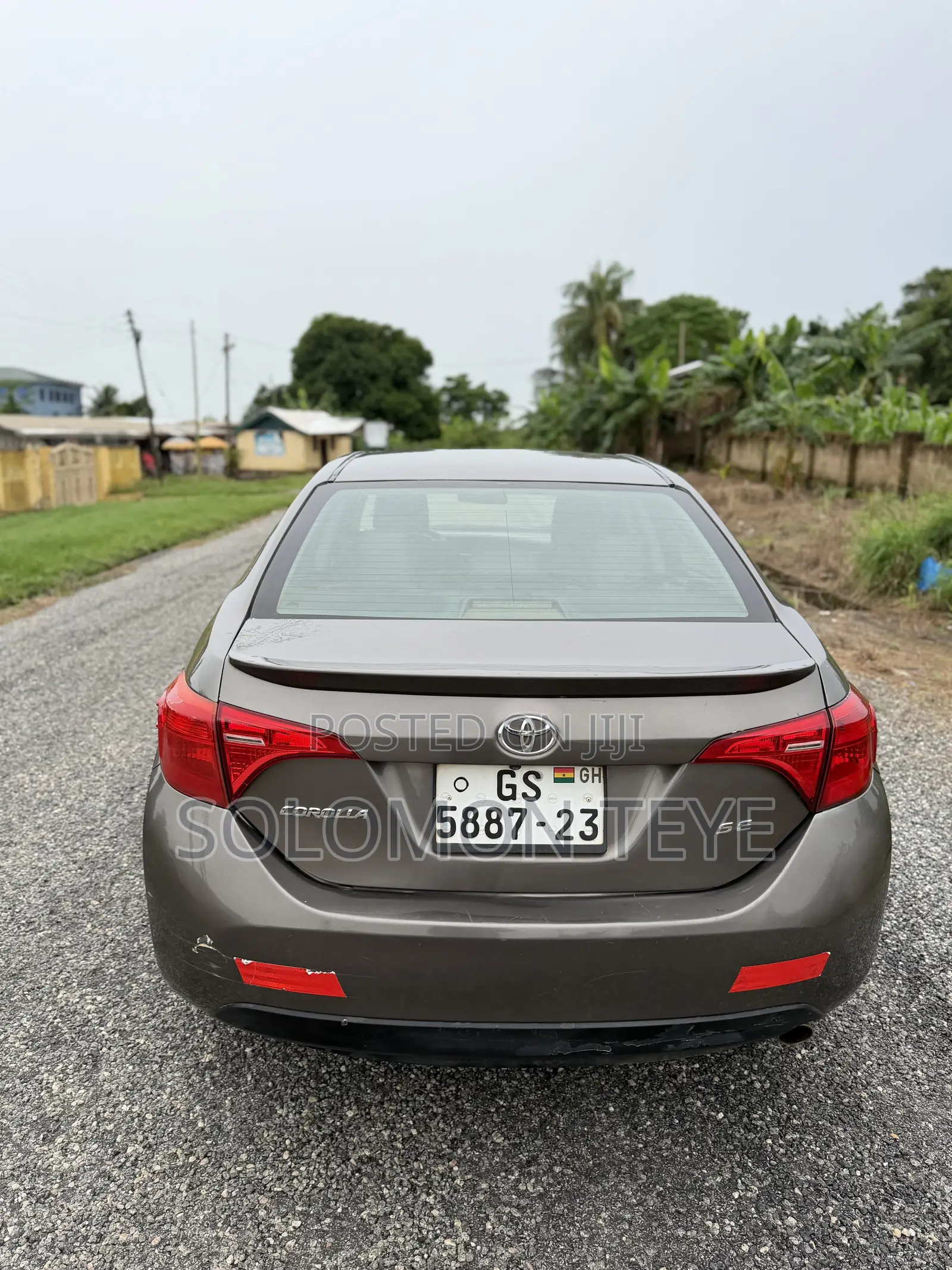 Toyota Corolla SE 4dr Sedan (1.8L 4cyl CVT) 2017 Gray