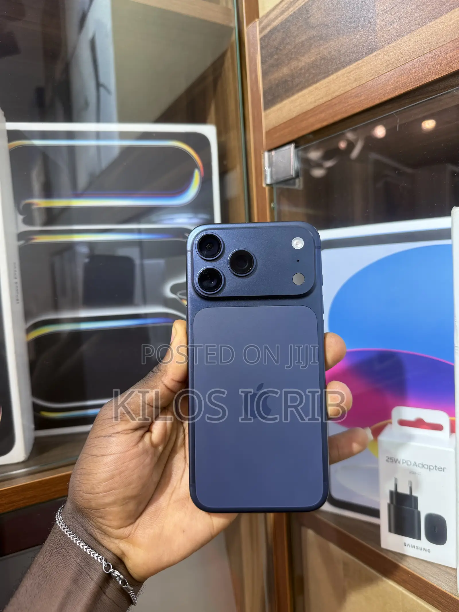 Apple iPhone 17 Pro Max 1 TB Blue