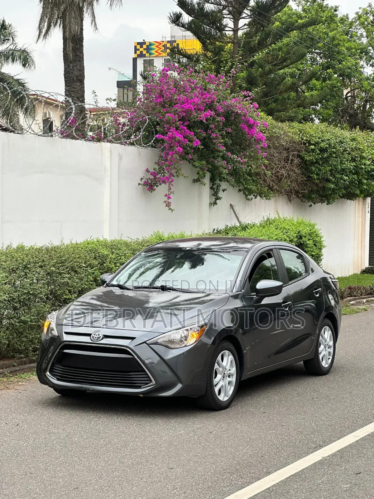 Toyota Yaris iA 1.5 FWD 2017 Gray