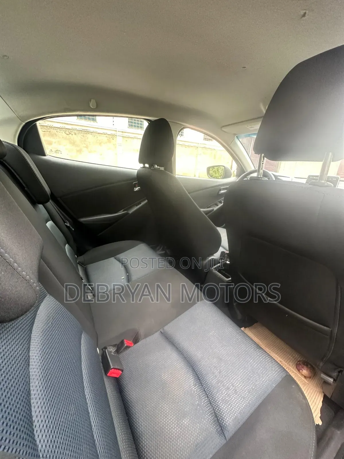 Toyota Yaris iA 1.5 FWD 2017 Gray