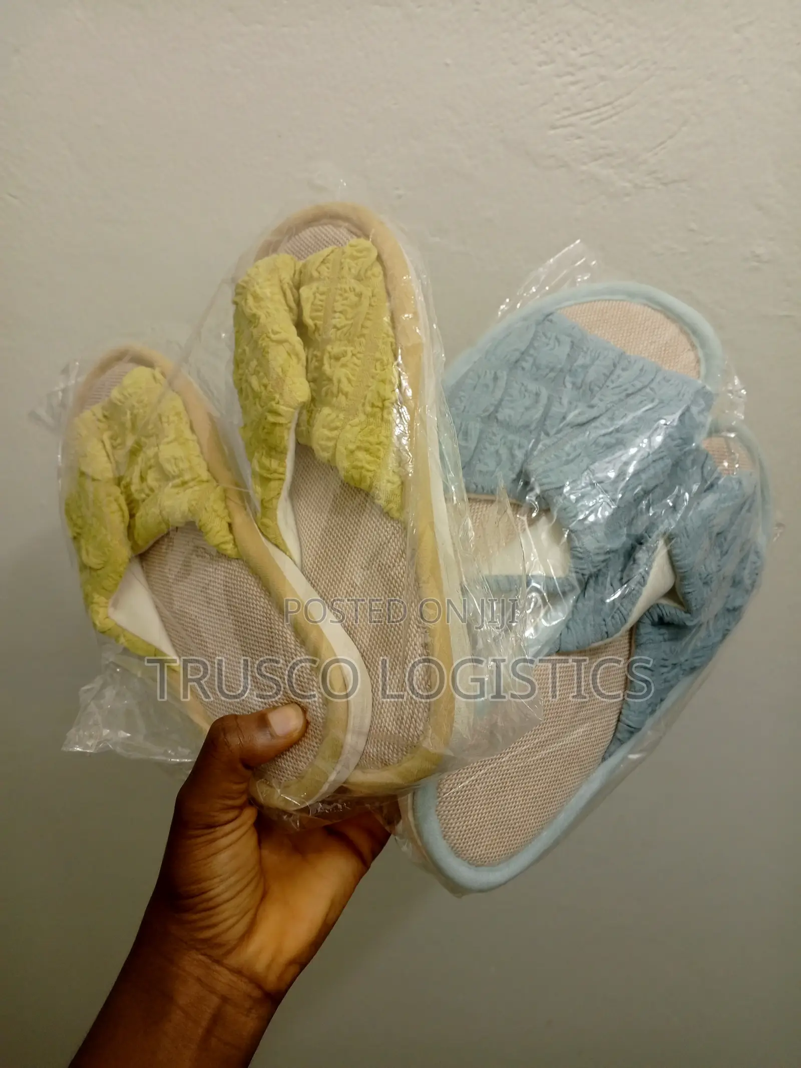 Bedroom/Bathroom Slippers