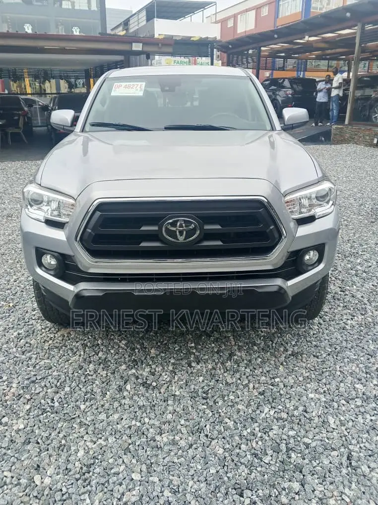 Toyota Tacoma 2022 Gray