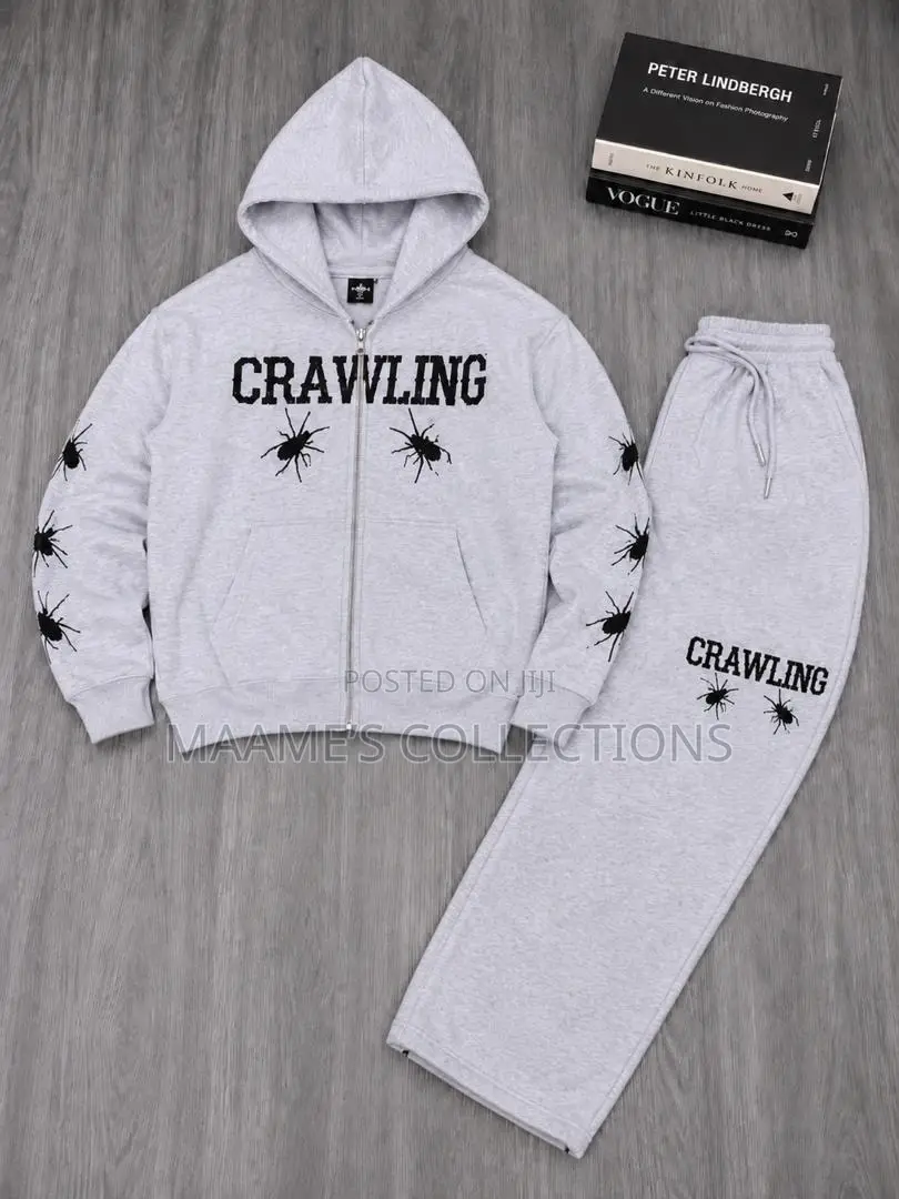 Men’S Distinctive Crawling Graphic and Spider Prints Hoodies Set