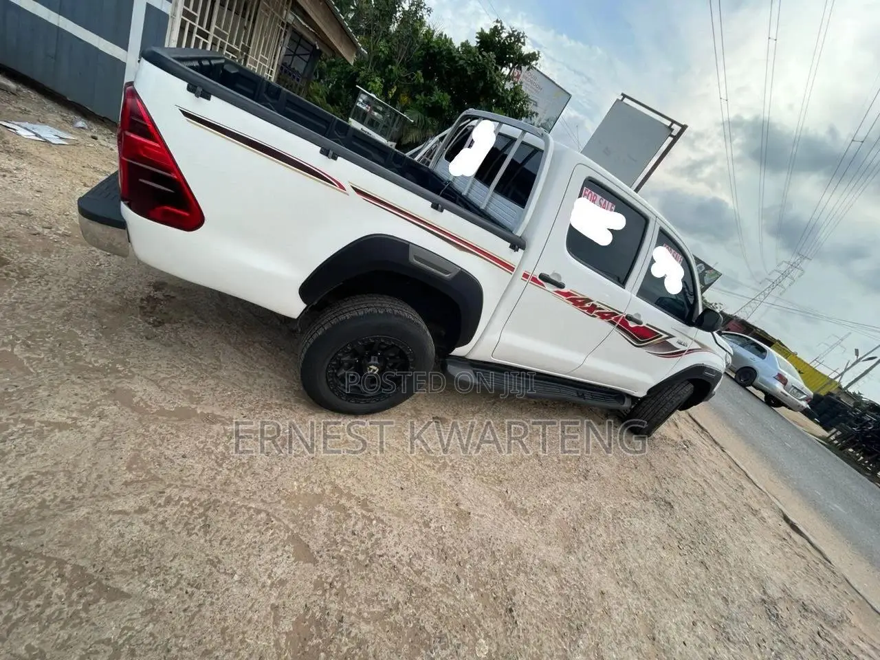 Toyota Hilux 2010 White