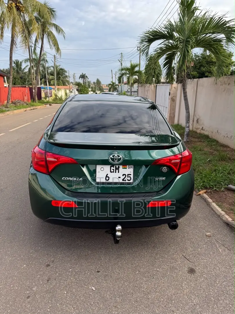 Toyota Corolla LE 4dr Sedan (1.8L 4cyl CVT) 2016 Green