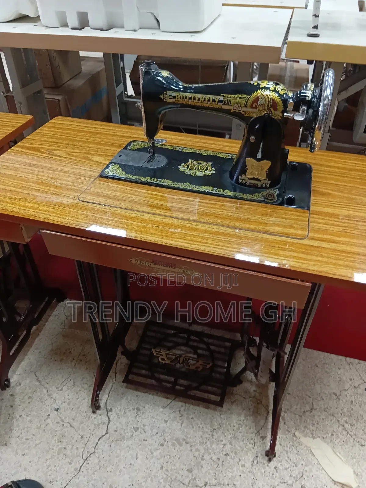 Butterfly Sewing Machine Stand (Leg Pedal Base)