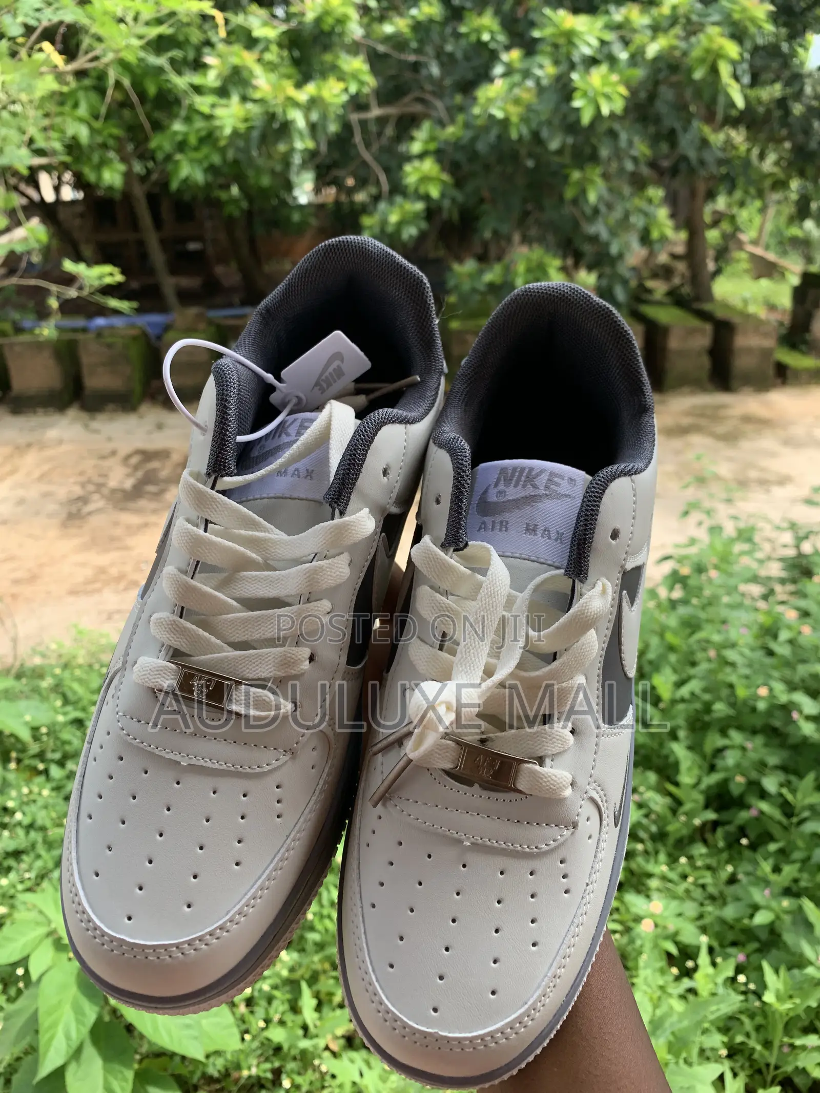 Nike Airforce 1 Boxed.
