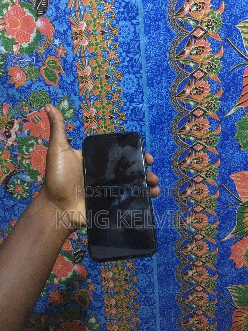 Apple iPhone XR 128 GB Black