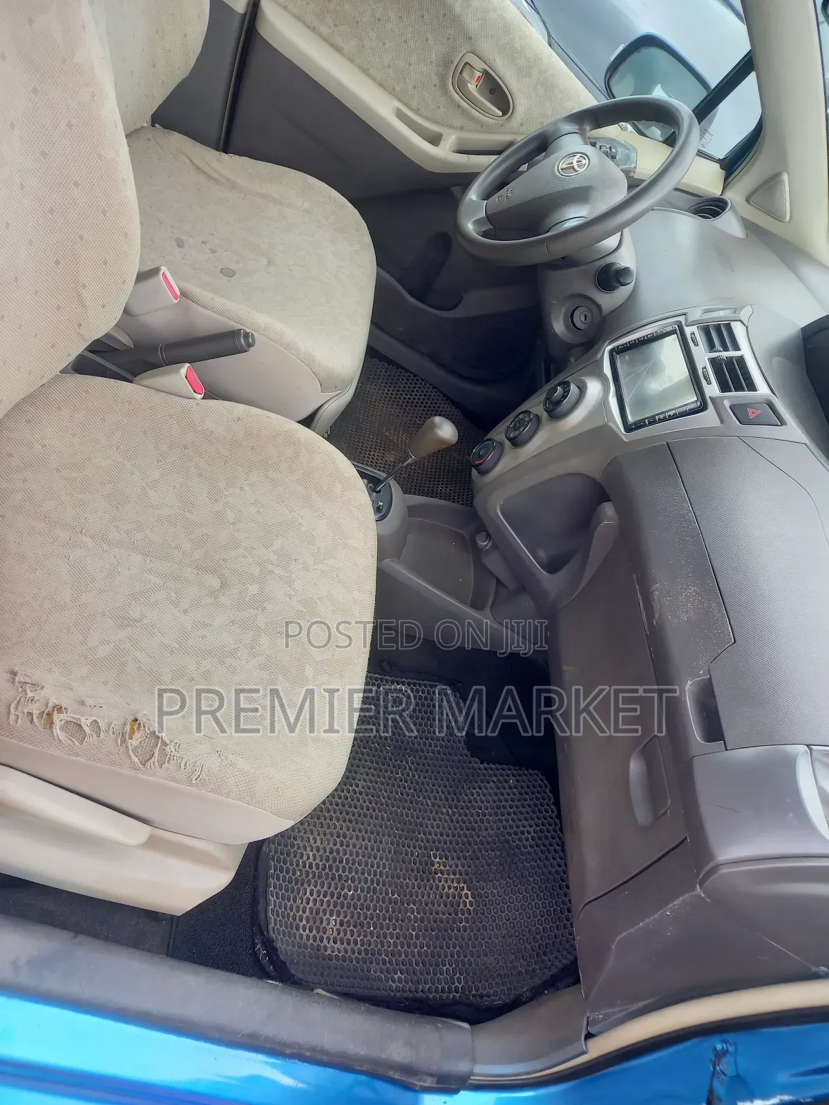 Toyota Vitz 1.5 FWD 3dr 2010 Blue