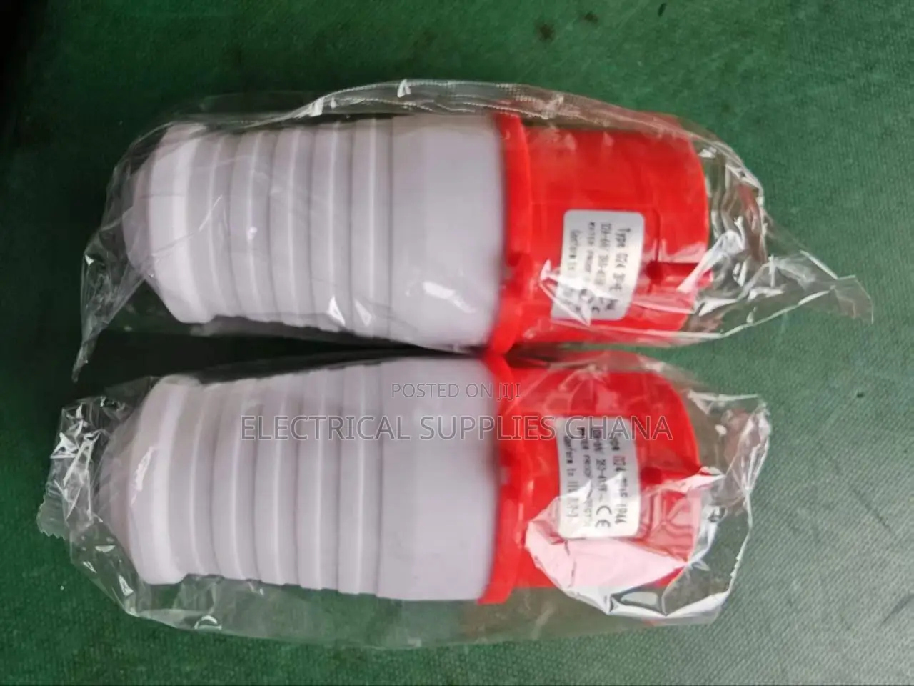 32a 415v 3 Phase Industrial Plug 3p+E Ip44 Waterproof