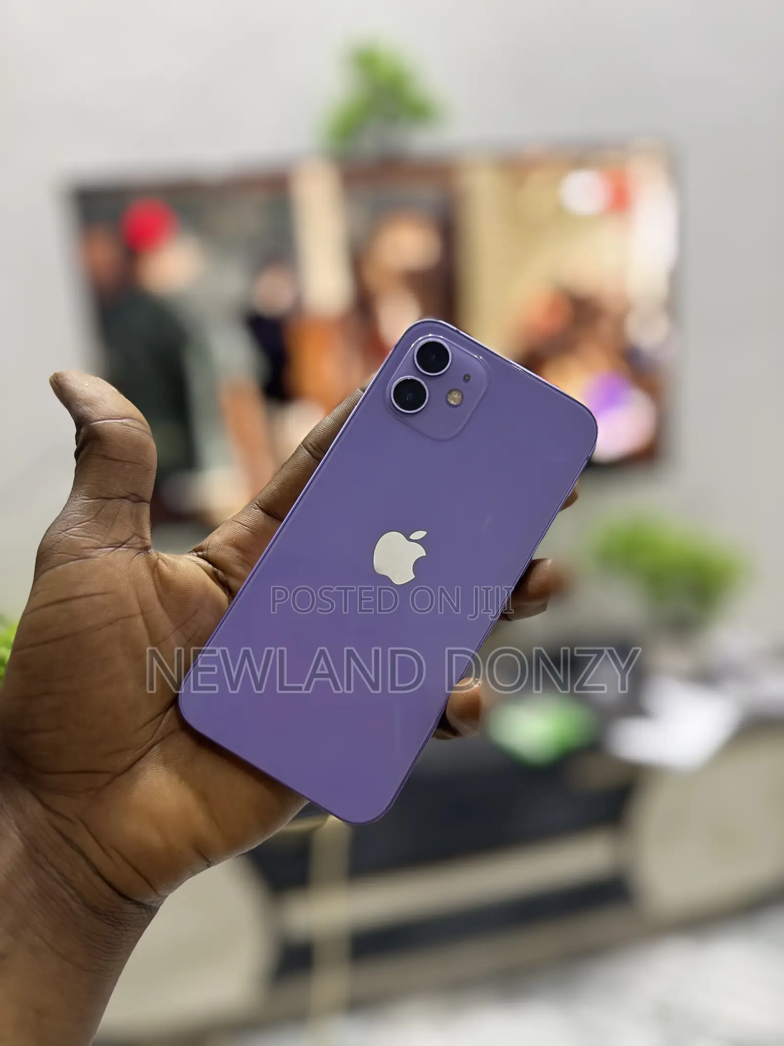 Apple iPhone 12 64 GB Purple