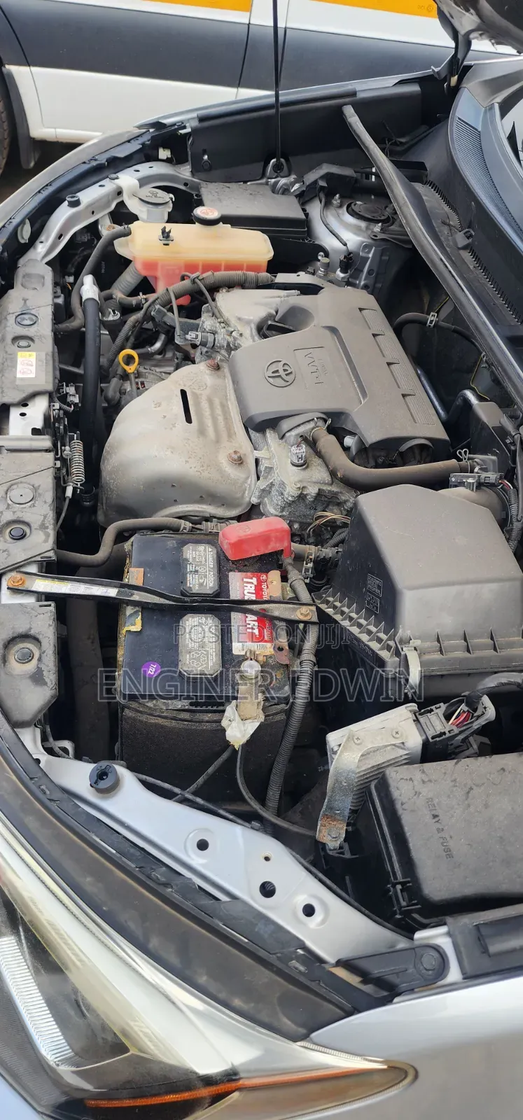 Toyota RAV4 SE 4dr SUV AWD (2.5L 4cyl 6A) 2018 Gray