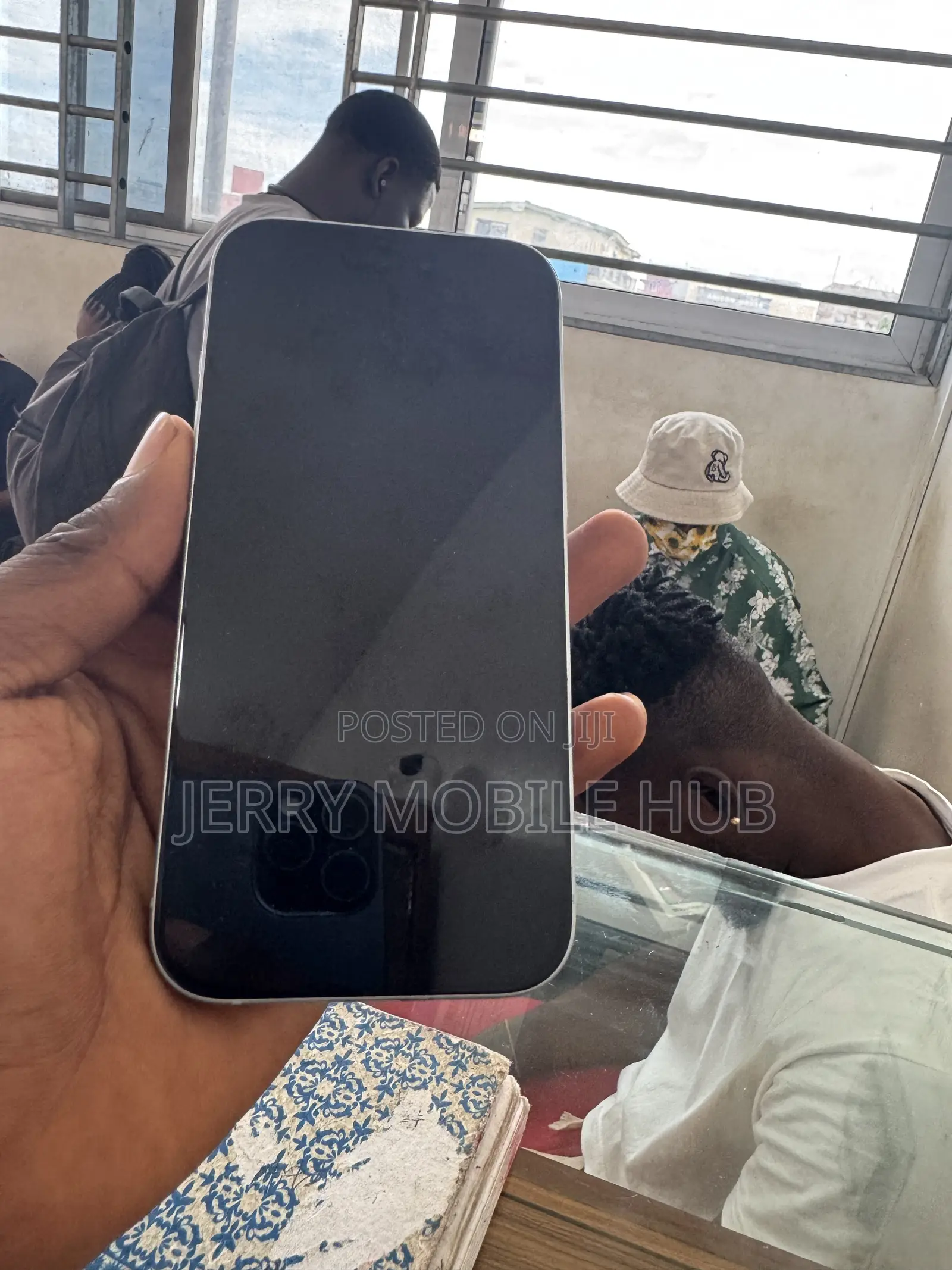 Apple iPhone 15 128 GB