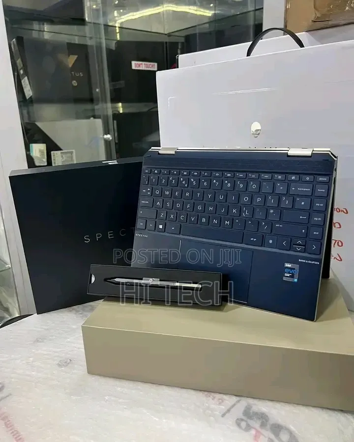 New Laptop HP Spectre X360 16GB Intel Core i7 SSD 512GB