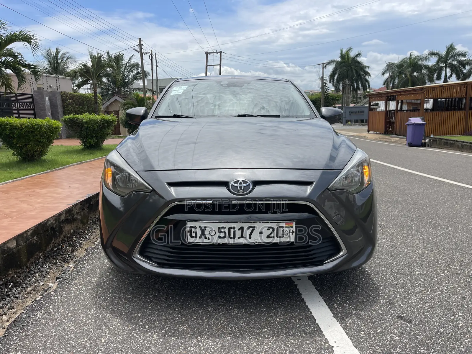 Toyota Yaris iA 1.5 FWD 2018 Gray