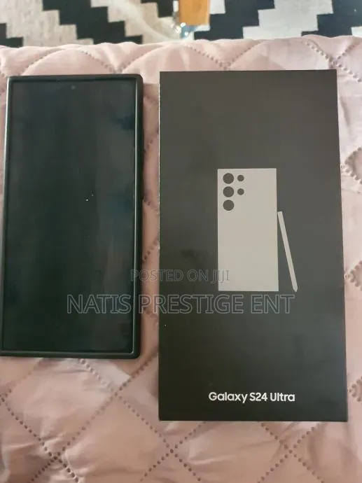 New Samsung Galaxy S24 Ultra 512 GB Gold