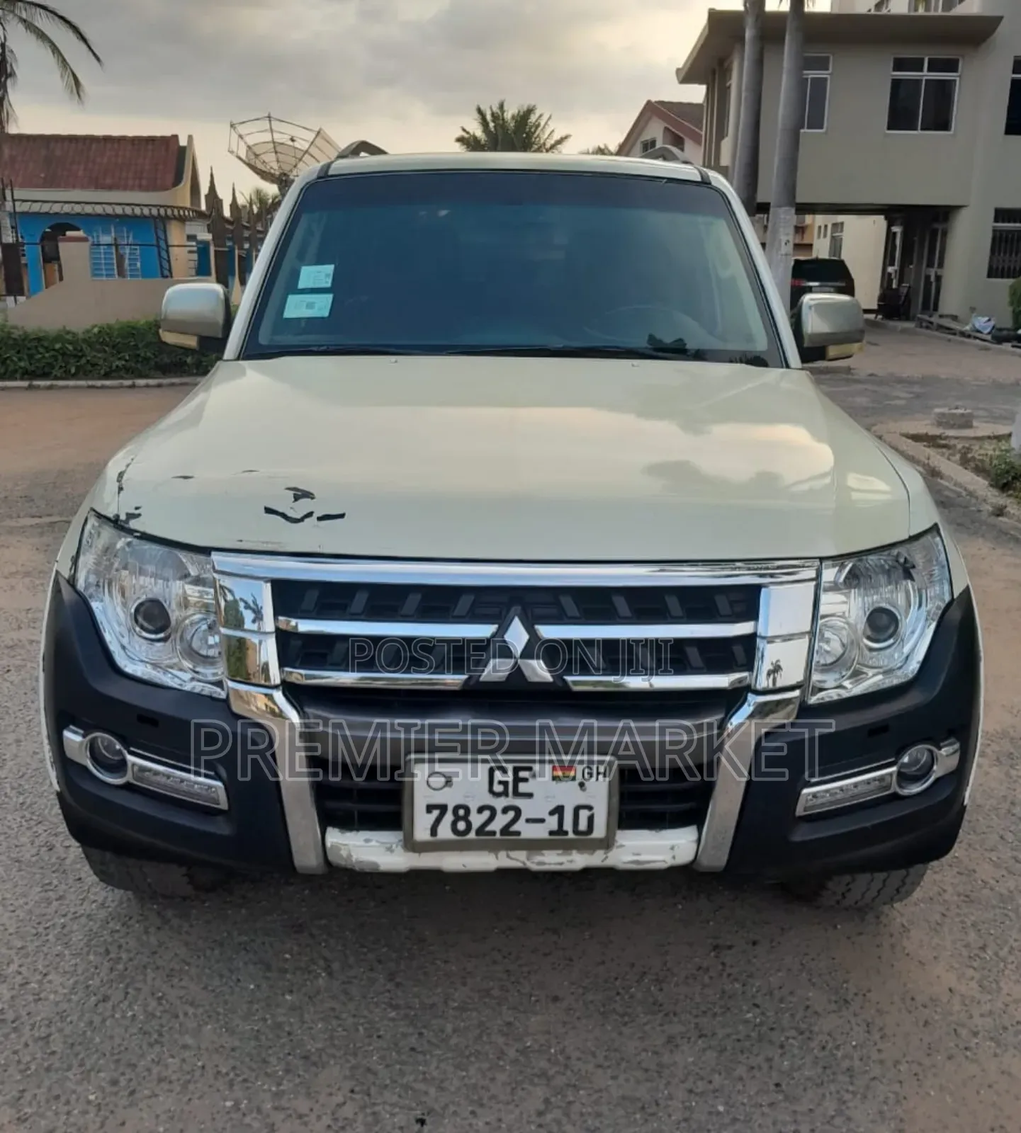 Mitsubishi Pajero 3.0 2010 White