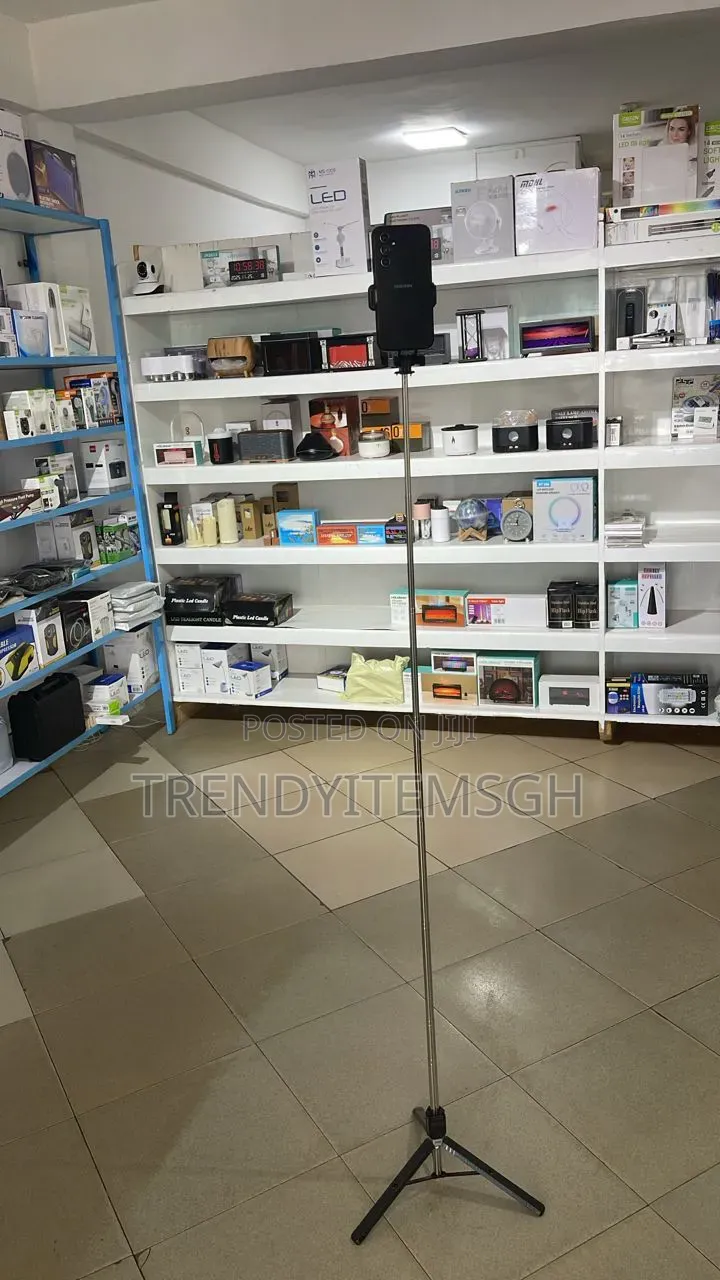 Wireless Selfie Stick With Remote Control