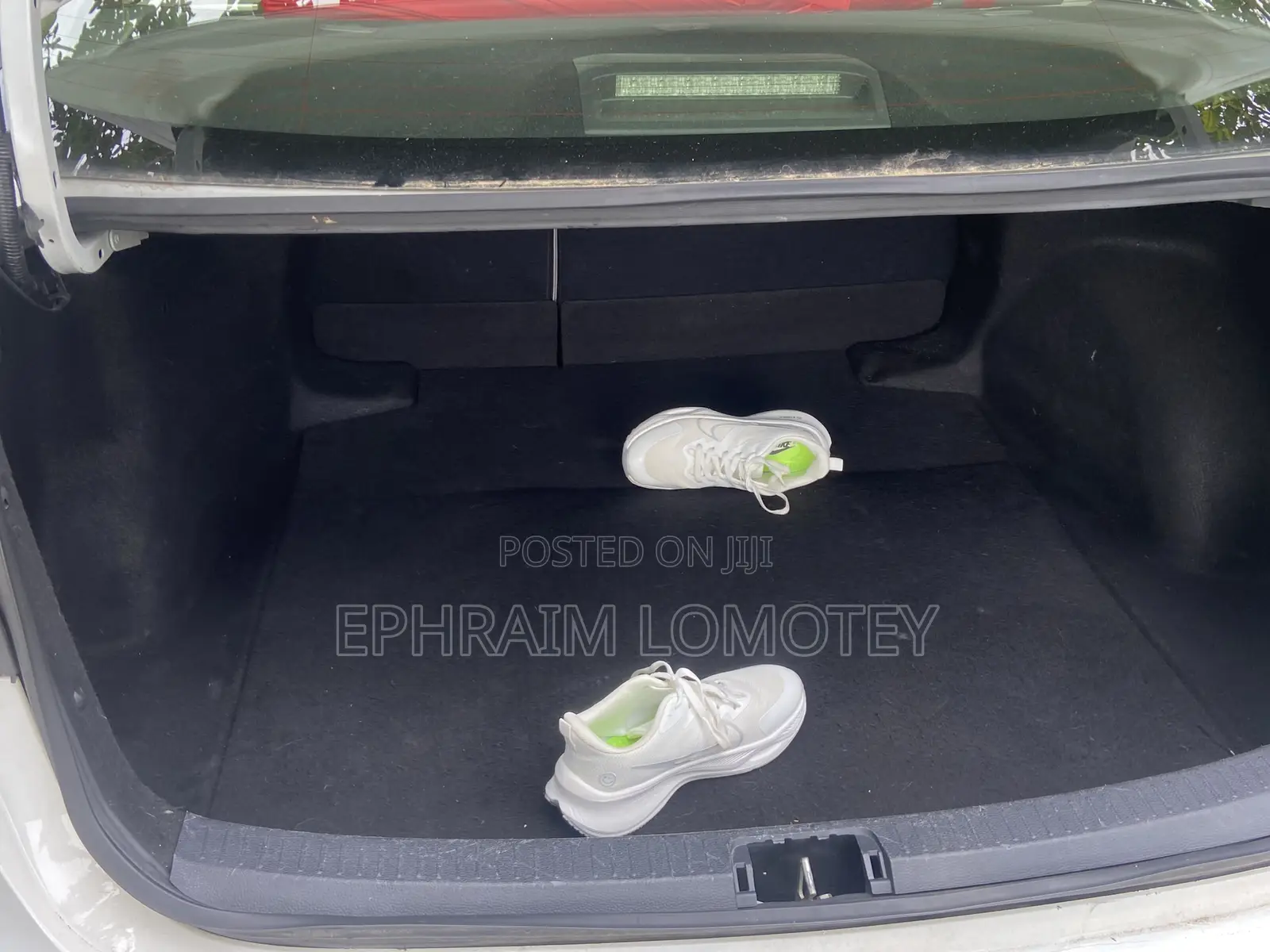 Toyota Corolla SE 2021 White
