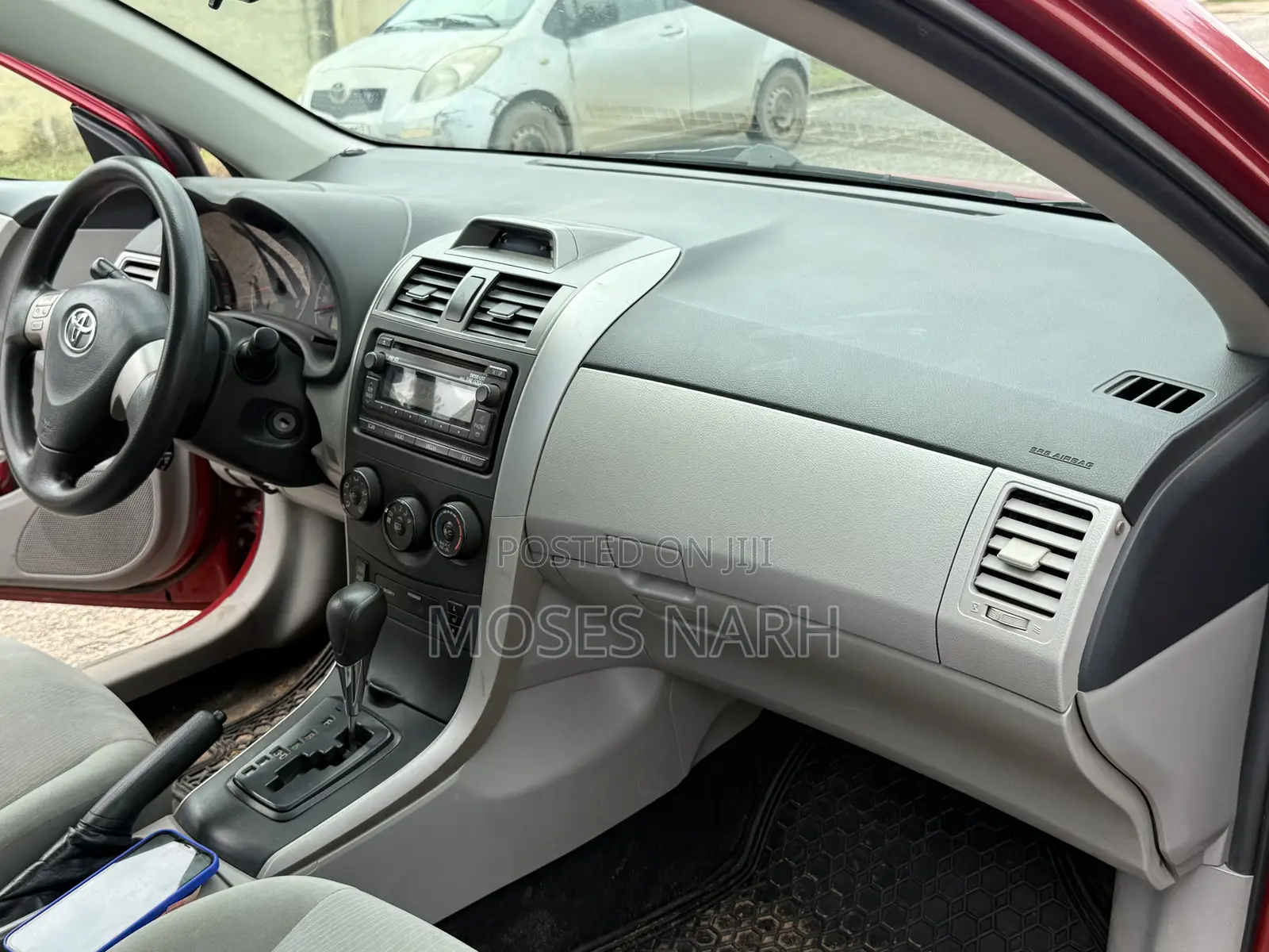 Toyota Corolla LE 4dr Sedan (1.8L 4cyl 4A) 2013 Red