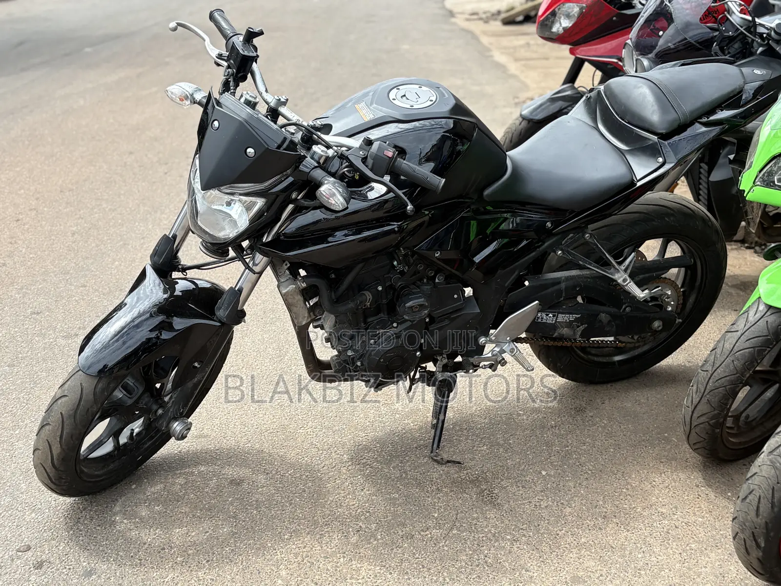 Yamaha 2018 Black