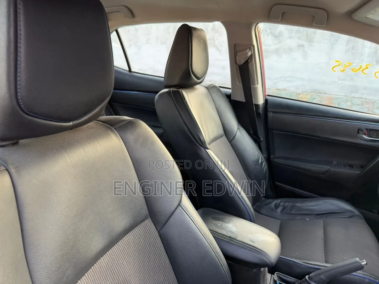 Toyota Corolla SE Special Edition 4dr Sedan (1.8L 4cyl CVT) 2017 Red