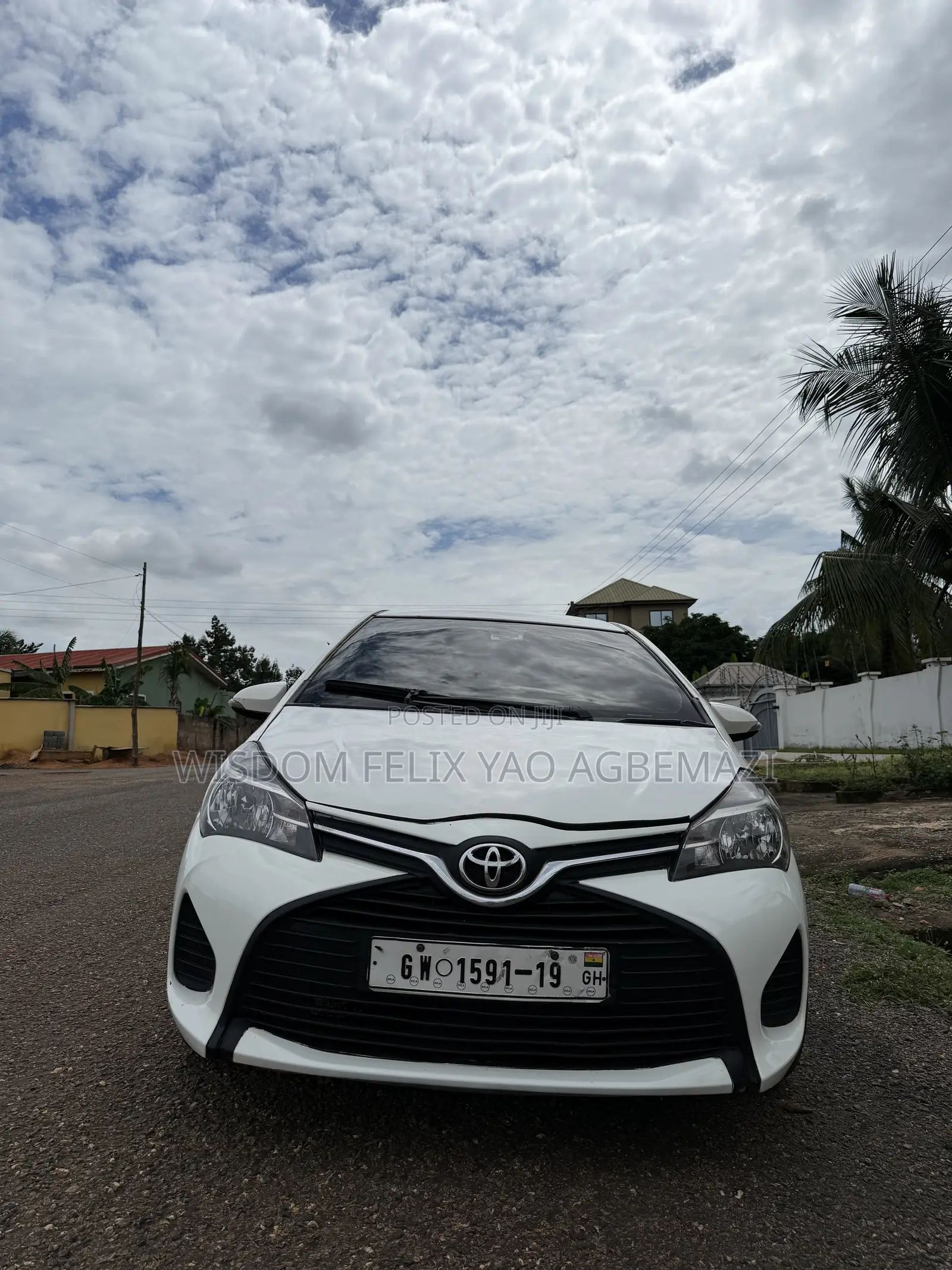 Toyota Yaris LE Hatchback 5dr 2017 White