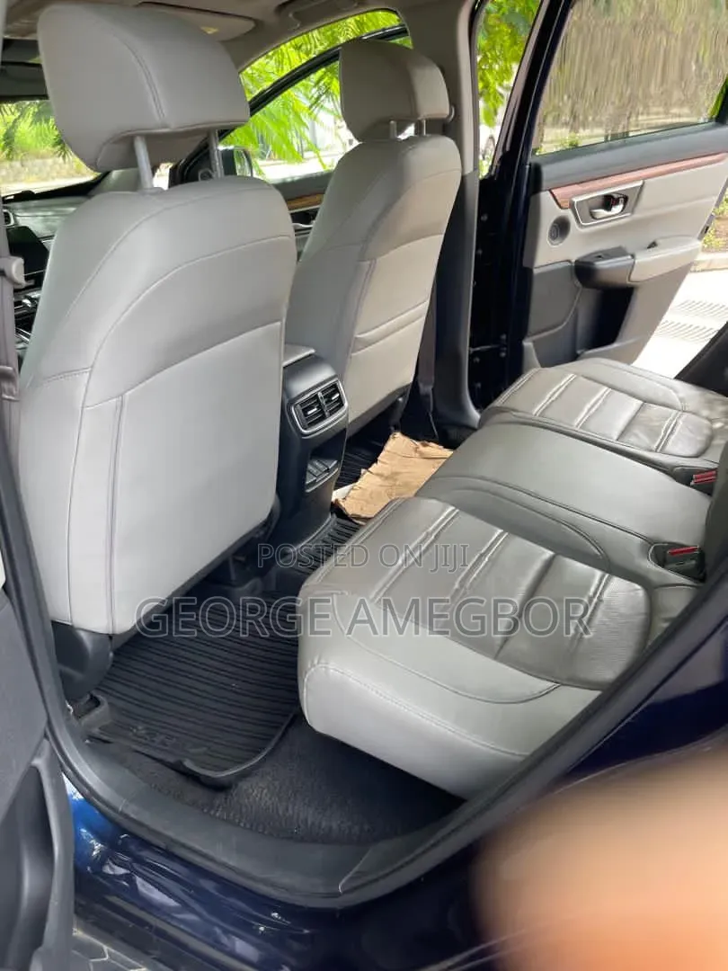Honda CR-V 2019 Blue