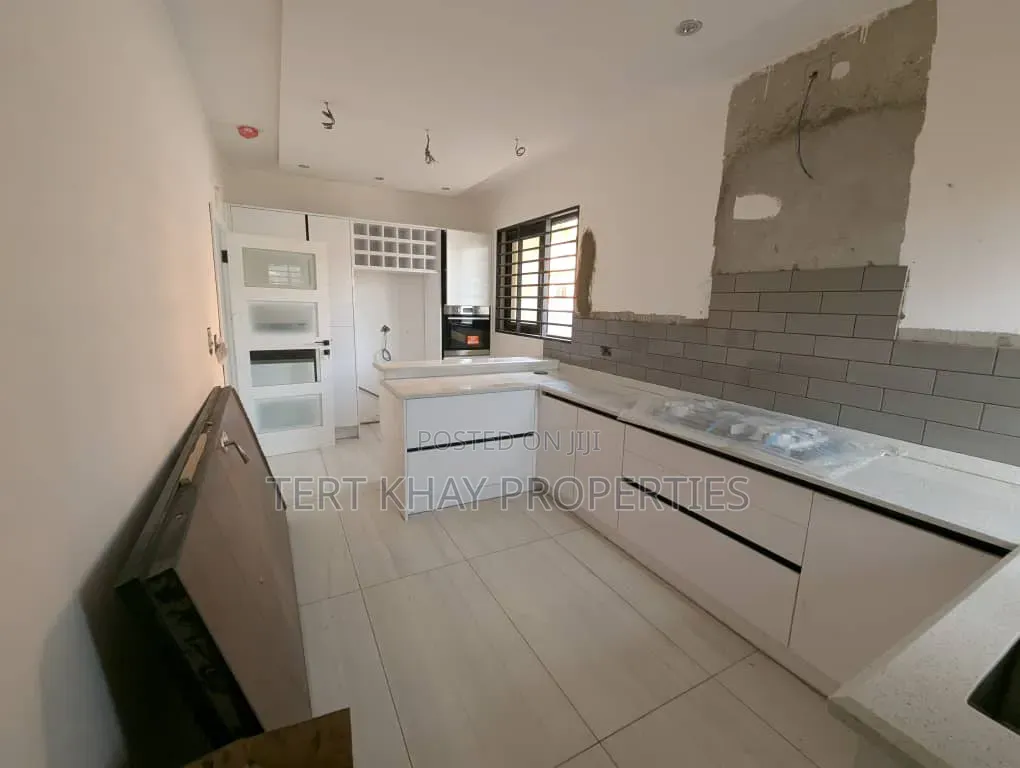 3bdrm House in Tantra Hills, Ola Achool Area for rent