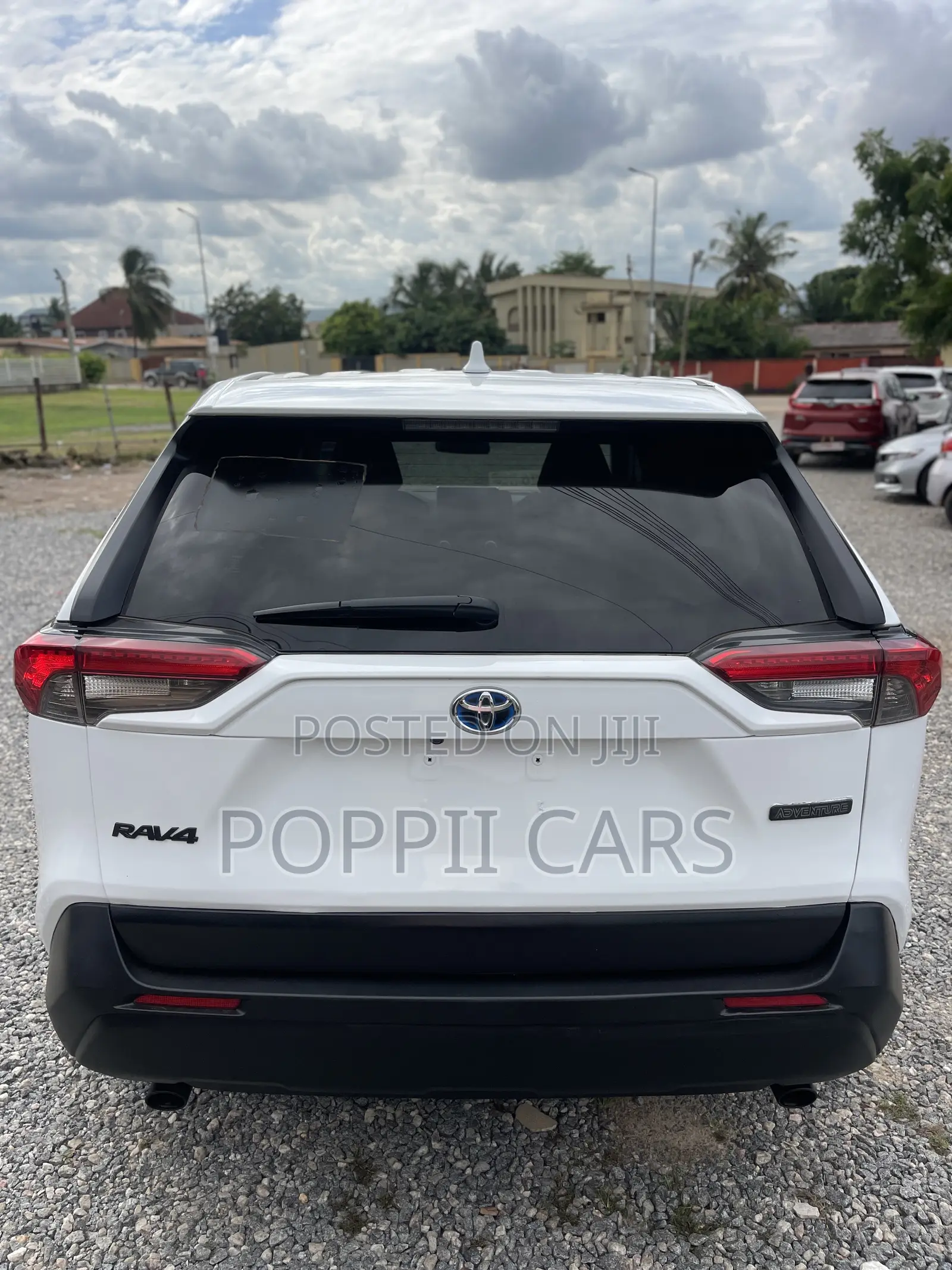 Toyota RAV4 Adventure AWD 2023 White