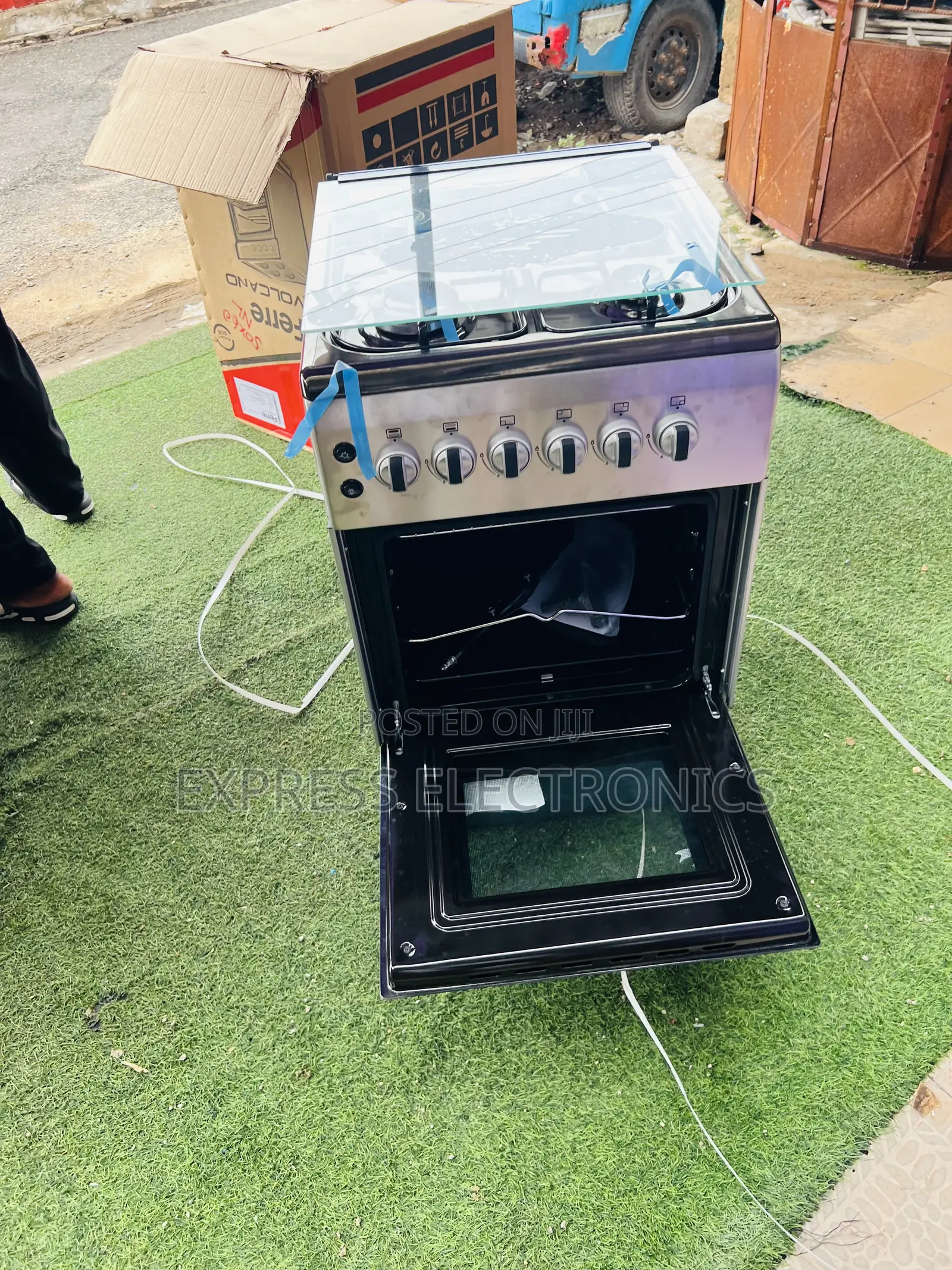 Newly Sealed in Box Gas Cooker Ove. Grill New Line 50/60 4burner