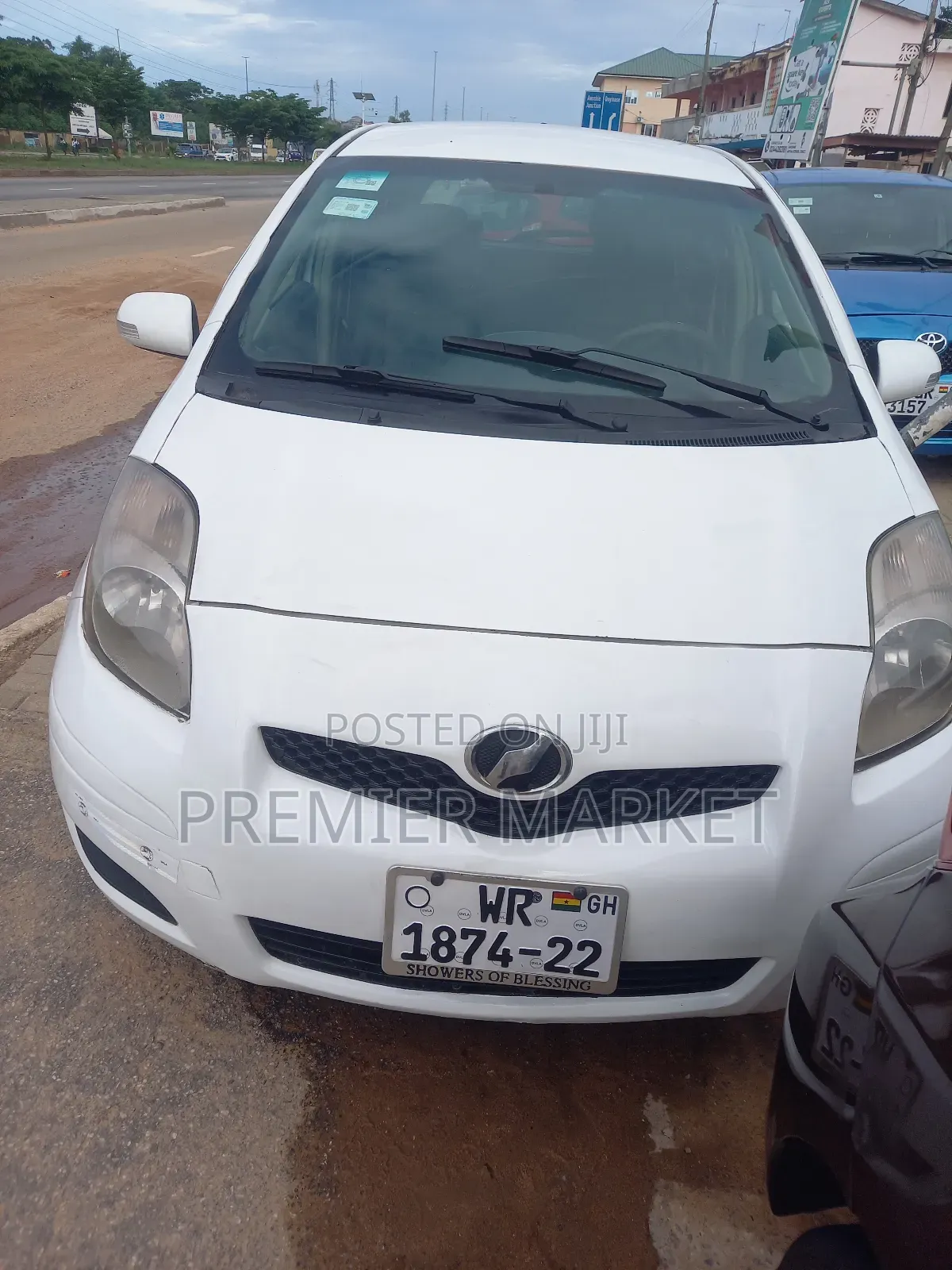 Toyota Vitz 1.3 FWD 5dr 2010 White