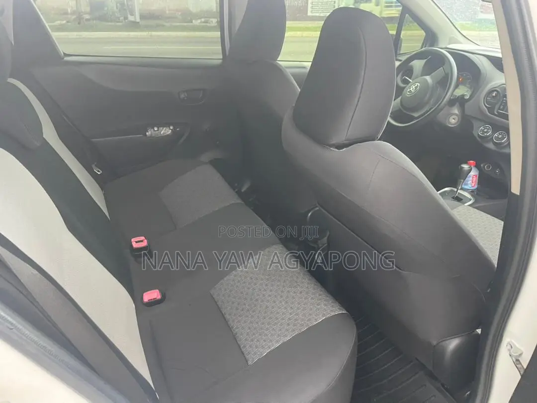 Toyota Yaris 2012 White