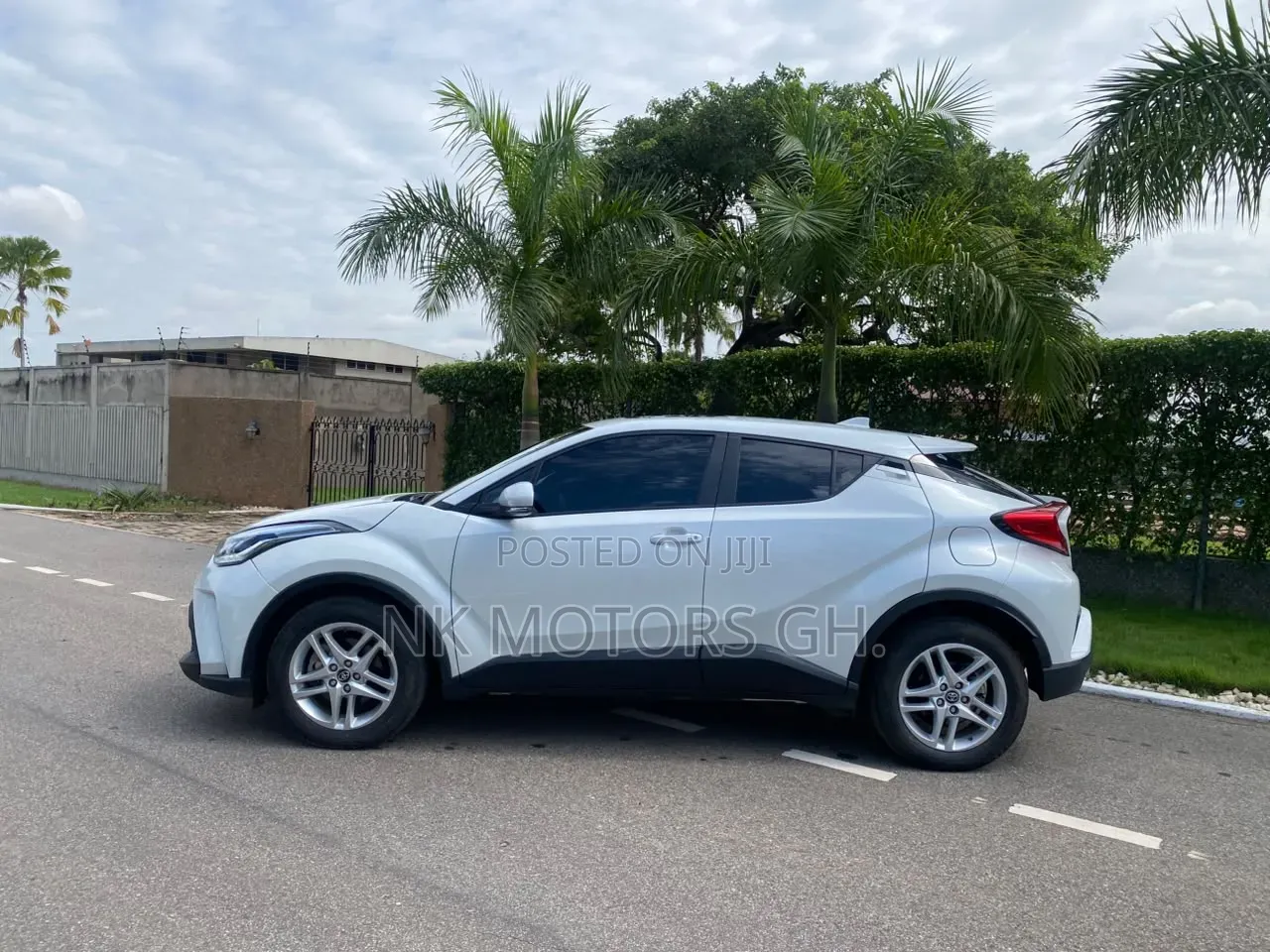 Toyota C-HR 2022 White