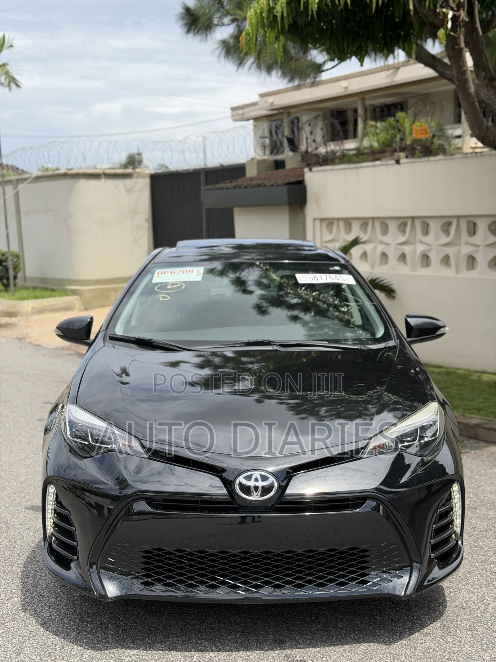 Toyota Corolla SE (1.8L 4cyl 6M) 2019 Black